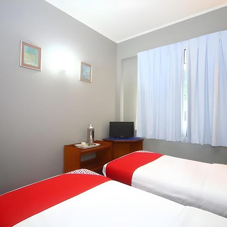 Super Oyo 1026 Hotel Lutana Sandakan Bagian luar foto