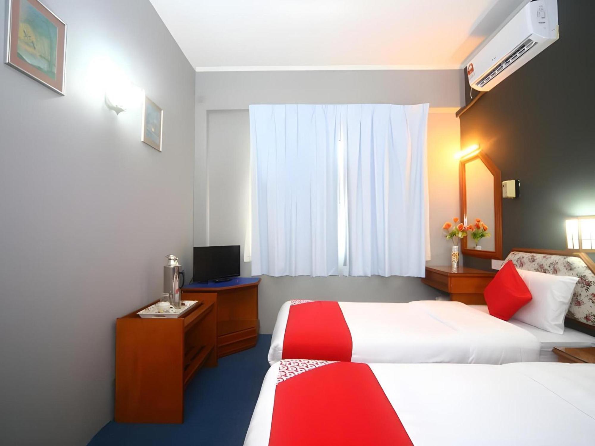 Super Oyo 1026 Hotel Lutana Sandakan Bagian luar foto