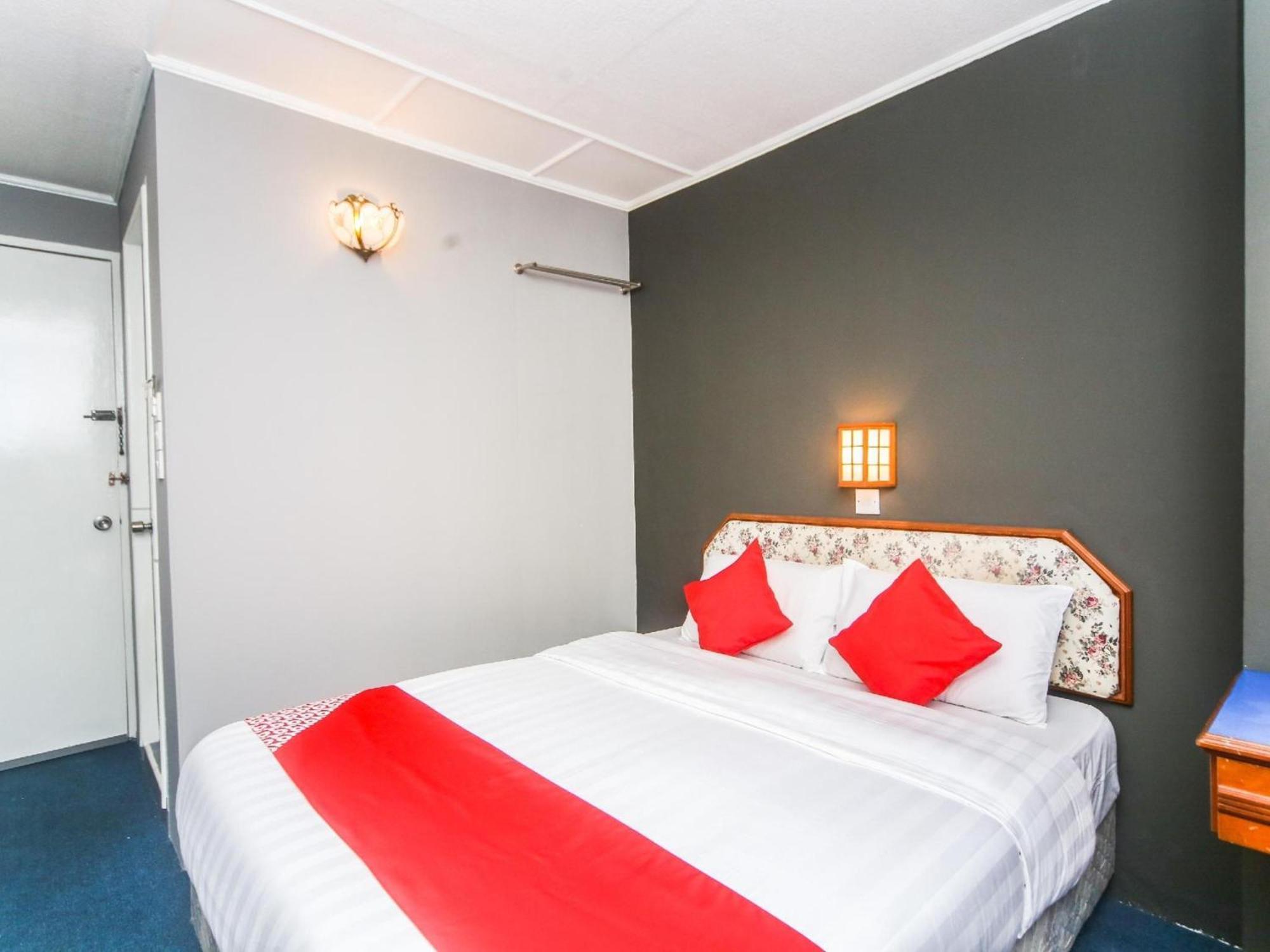Super Oyo 1026 Hotel Lutana Sandakan Bagian luar foto